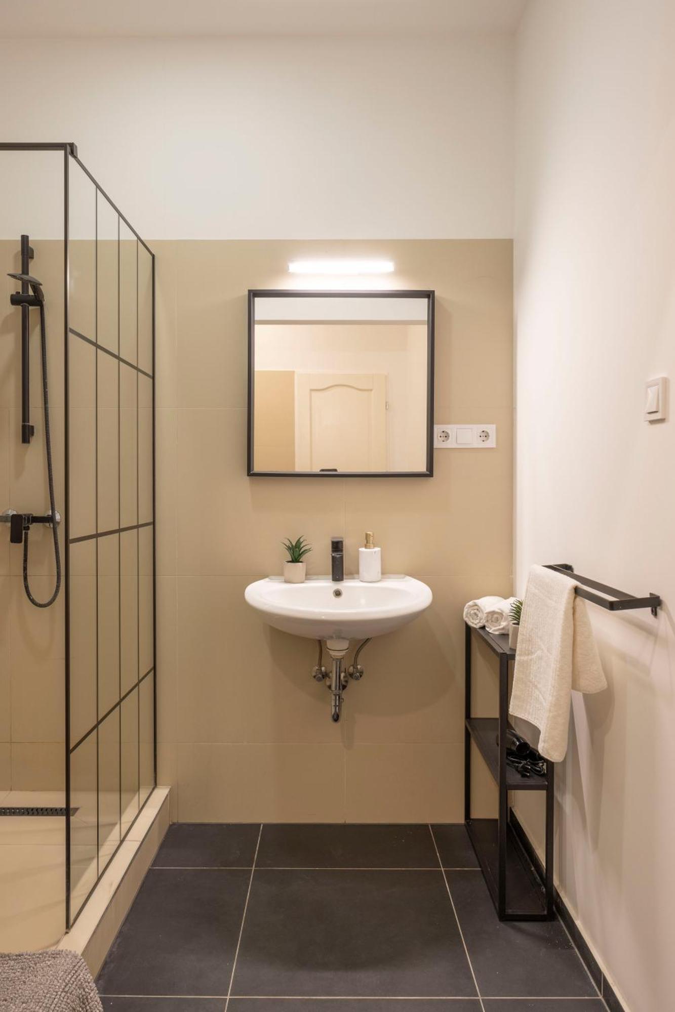 Exclusive Central Grand Residence In The Heart Of Budapest Bagian luar foto